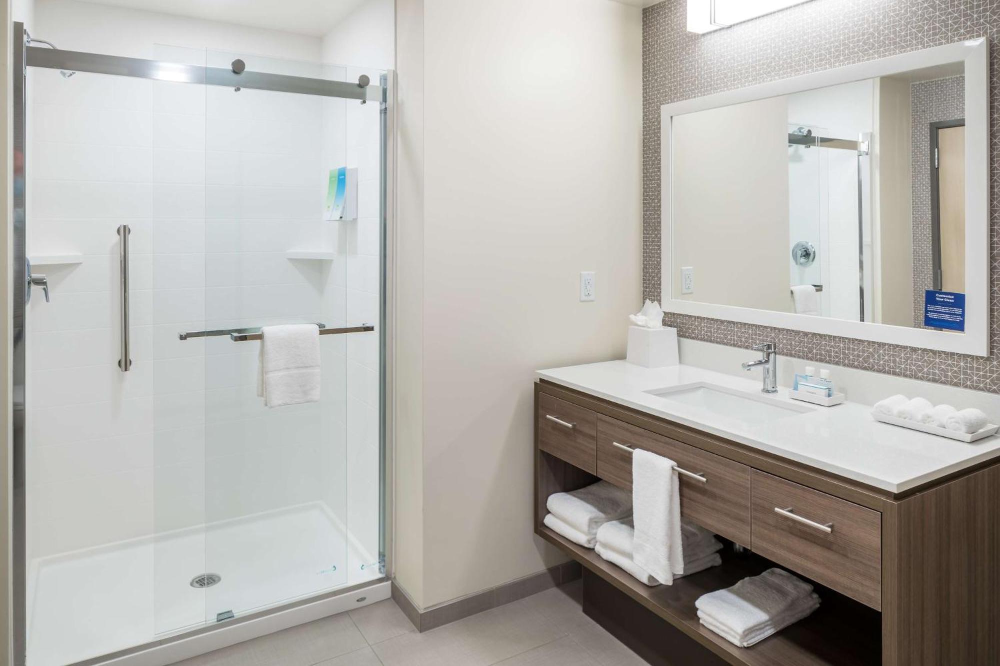 Home2 Suites By Hilton Cape Canaveral Cruise Port Esterno foto