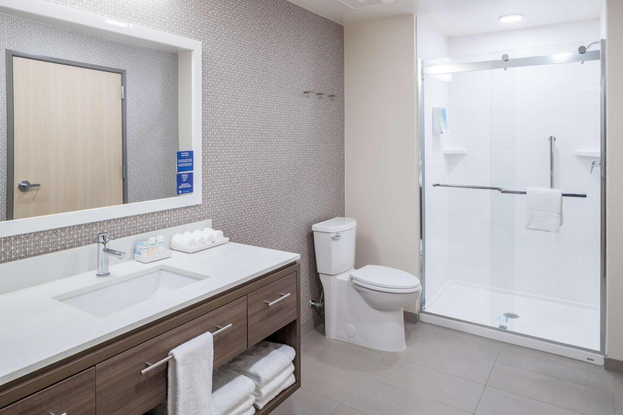 Home2 Suites By Hilton Cape Canaveral Cruise Port Esterno foto