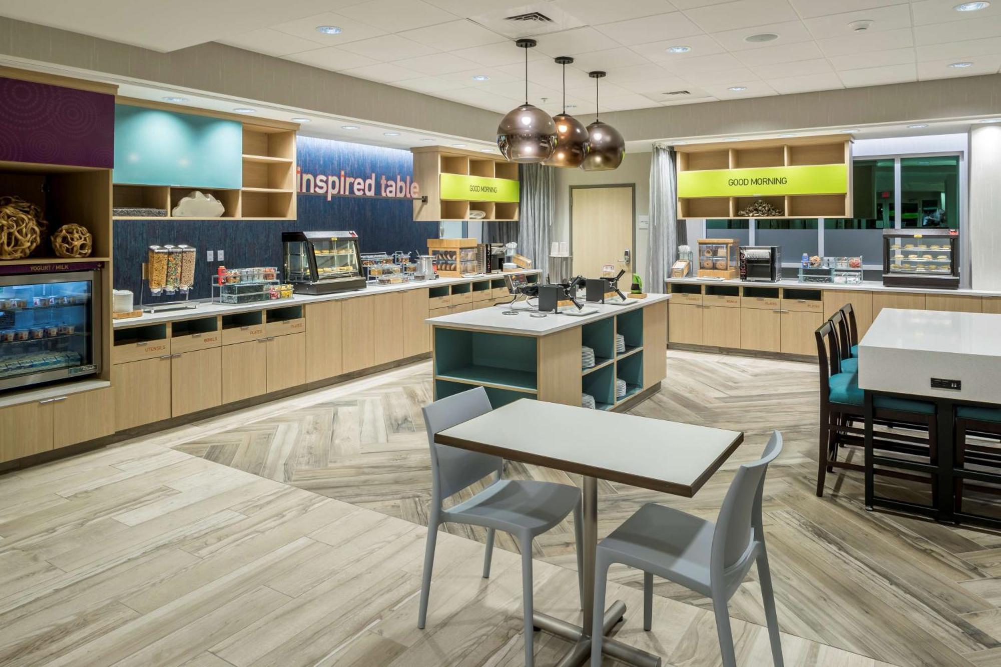 Home2 Suites By Hilton Cape Canaveral Cruise Port Esterno foto