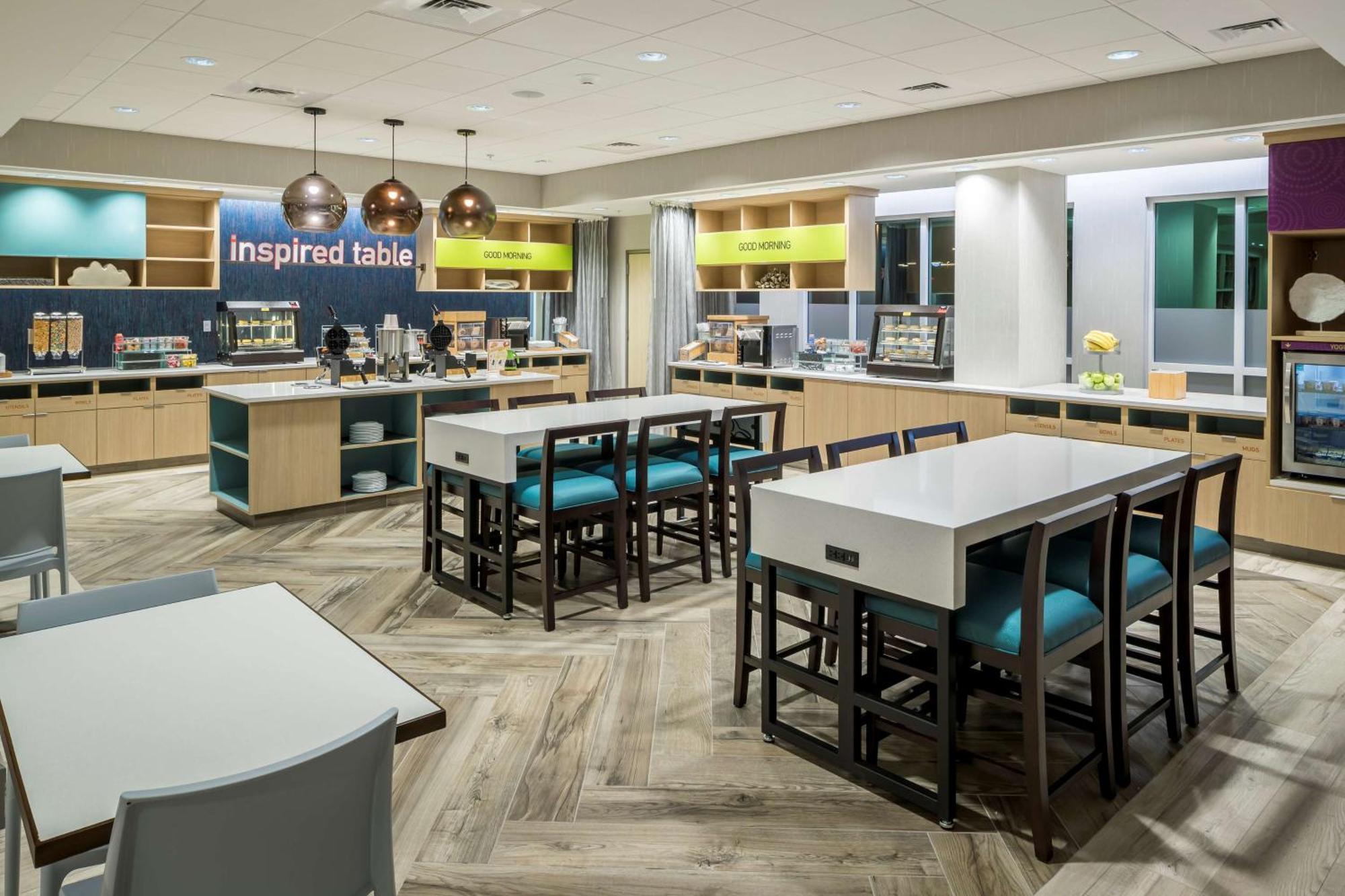 Home2 Suites By Hilton Cape Canaveral Cruise Port Esterno foto